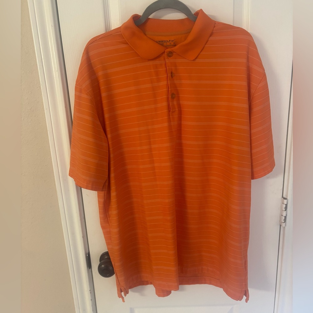 Nike Golf Men's XL Striped Orange Polo Shirt Athleisure Lightweight Summer Shirt